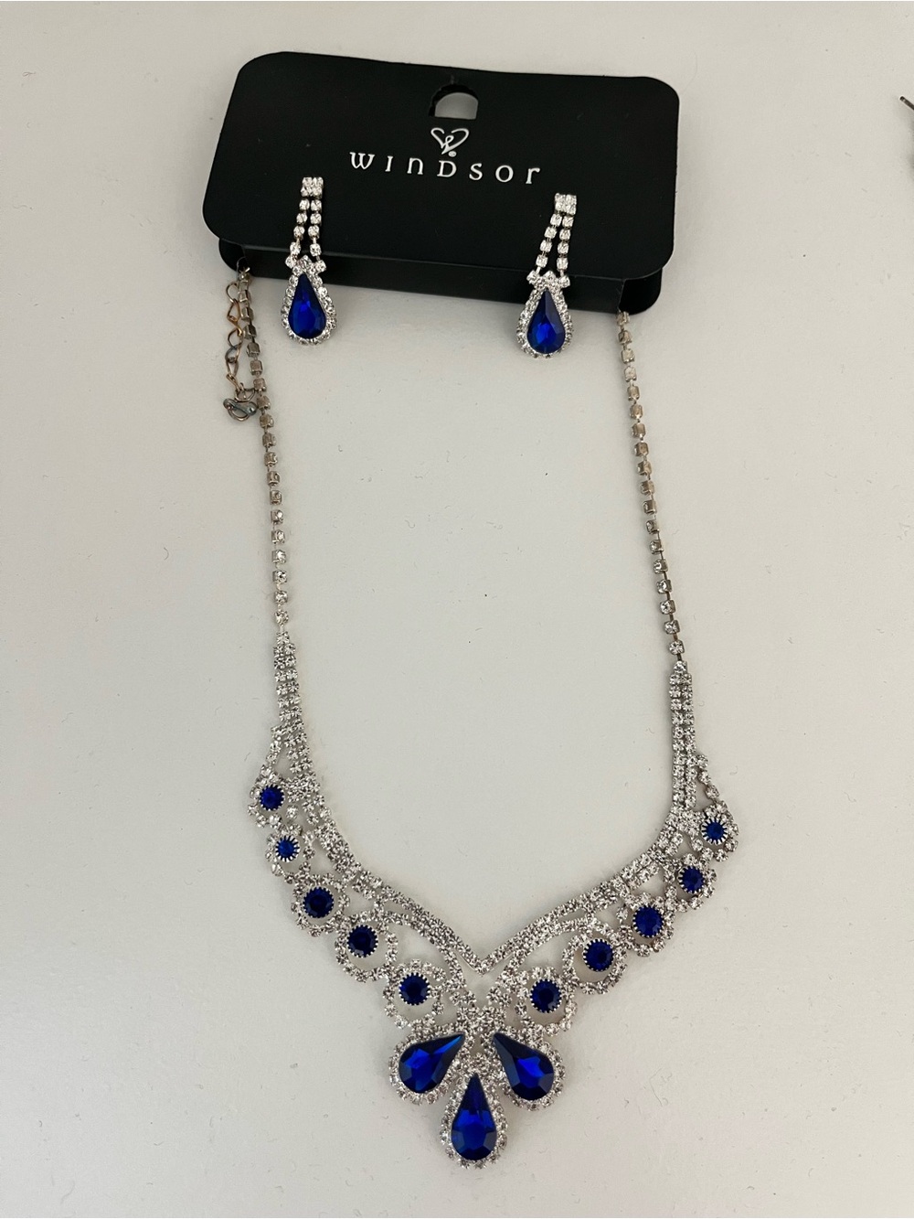 WINDSOR blue gemstone jewelry set